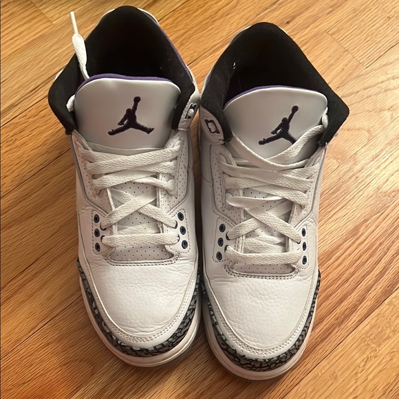 Air Jordan 3 Retro White and Purple Sneakers - Picture 3 of 5